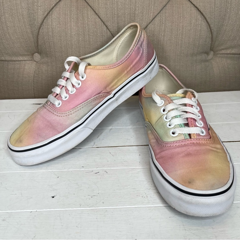 Vans Sneakers Aura Shift Multicolor True White Womens Size 8 Sneakers canvas